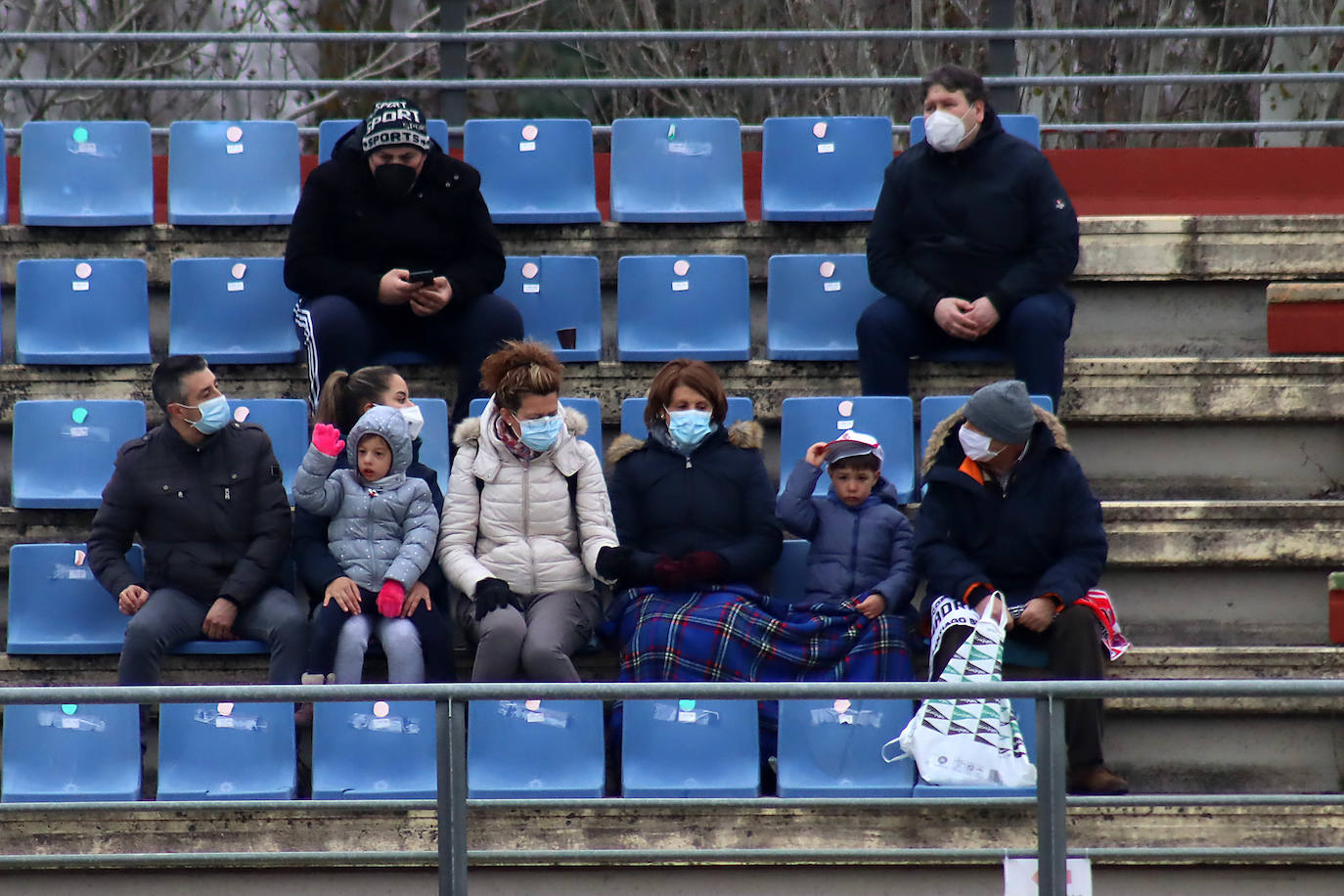 Derbi leonés disputado en el Área Deportiva de Puente Castro.