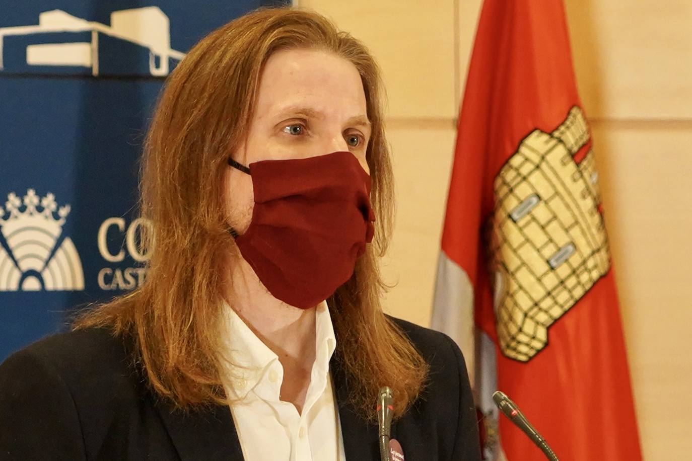 Fotos: El secretario general de Podemos Castilla y León analiza la actualidad política