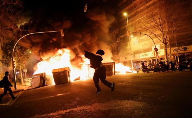 Nueva noche de protestas en Barcelona.