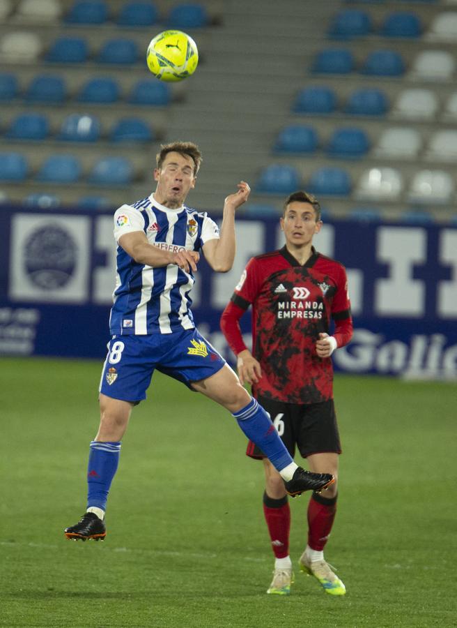 Fotos: Las imágenes del partido entre Deportiva y Mirandés