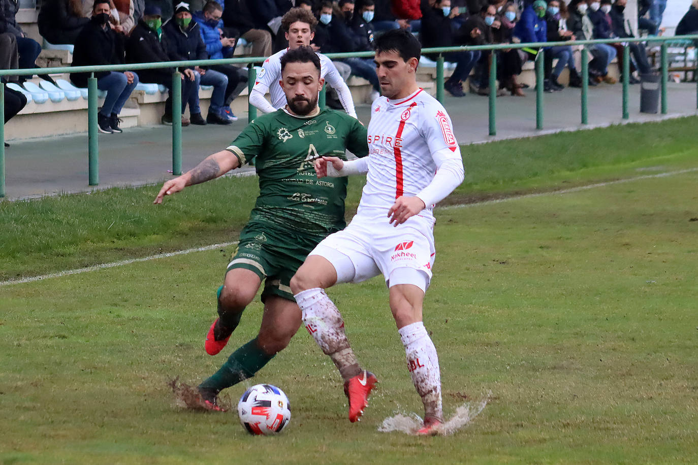 Fotos: Derbi entre Atlético Astorga y Júpiter