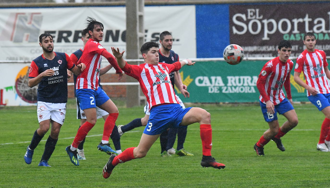 Fotos: Victoria del Atlético Bembibre en Tordesillas