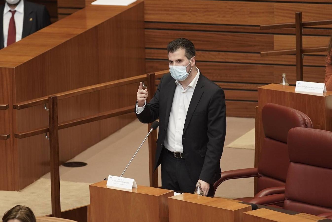 El presidente de la Junta, Alfonso Fernández Mañueco y el vicepresidente, Francisco Igea, en las Cortes.