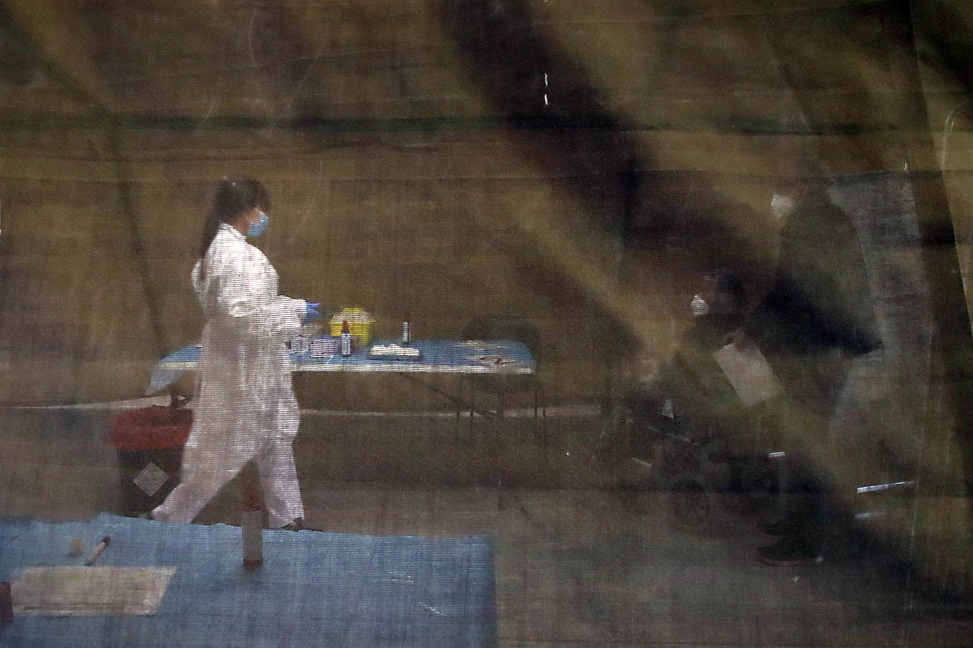 Fotos: Vacunación a mayores de 80 años en el Palacio de Exposiciones