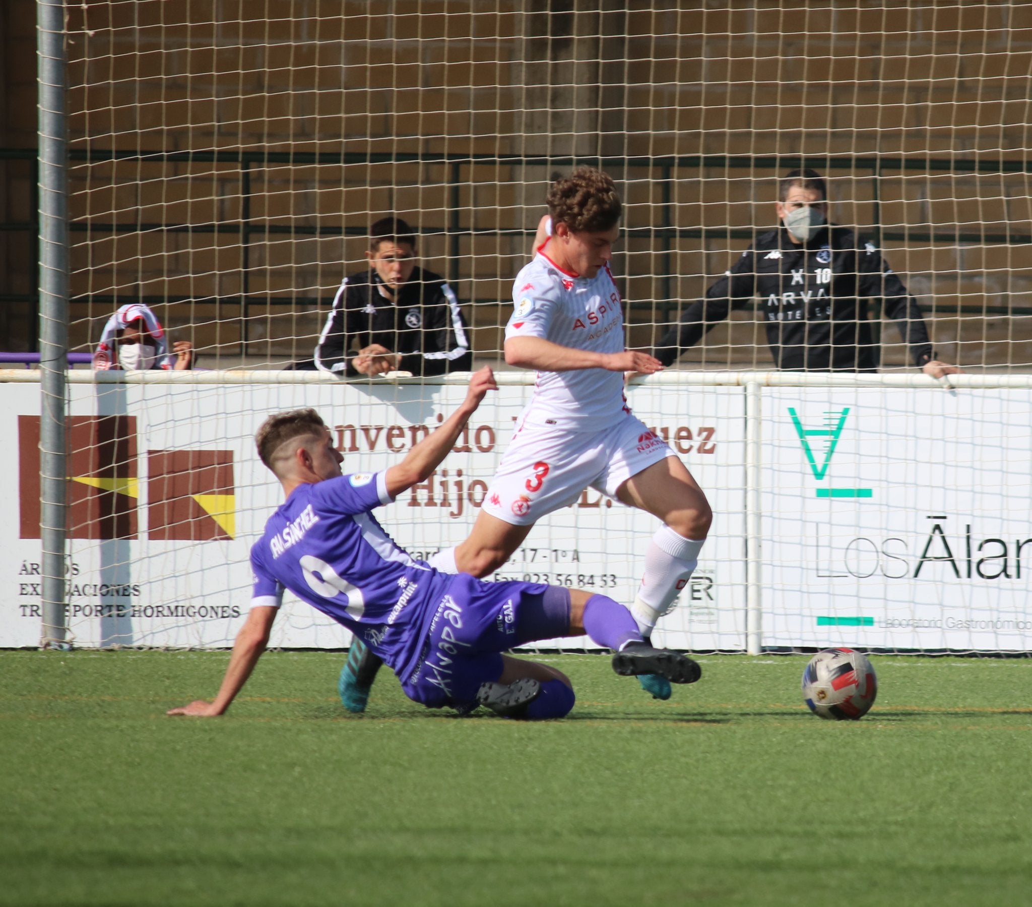 Fotos: Victoria del Júpiter ante el Peñaranda