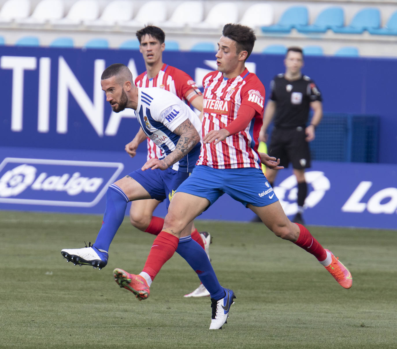 Fotos: Las imágenes del Deportiva-Sporting