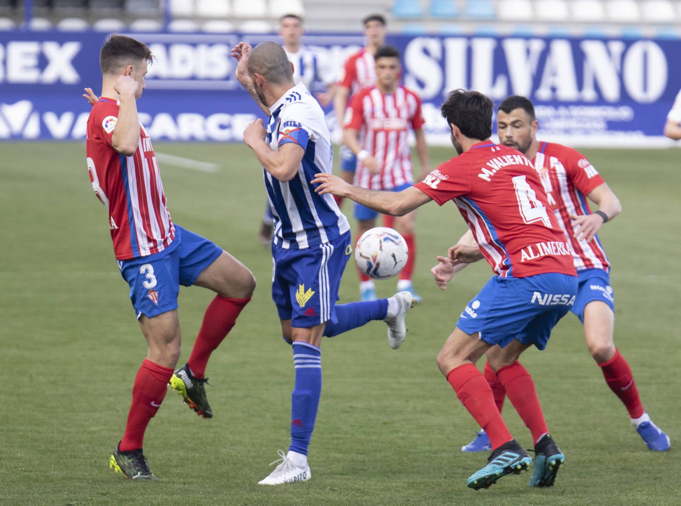 Fotos: Las imágenes del Deportiva-Sporting