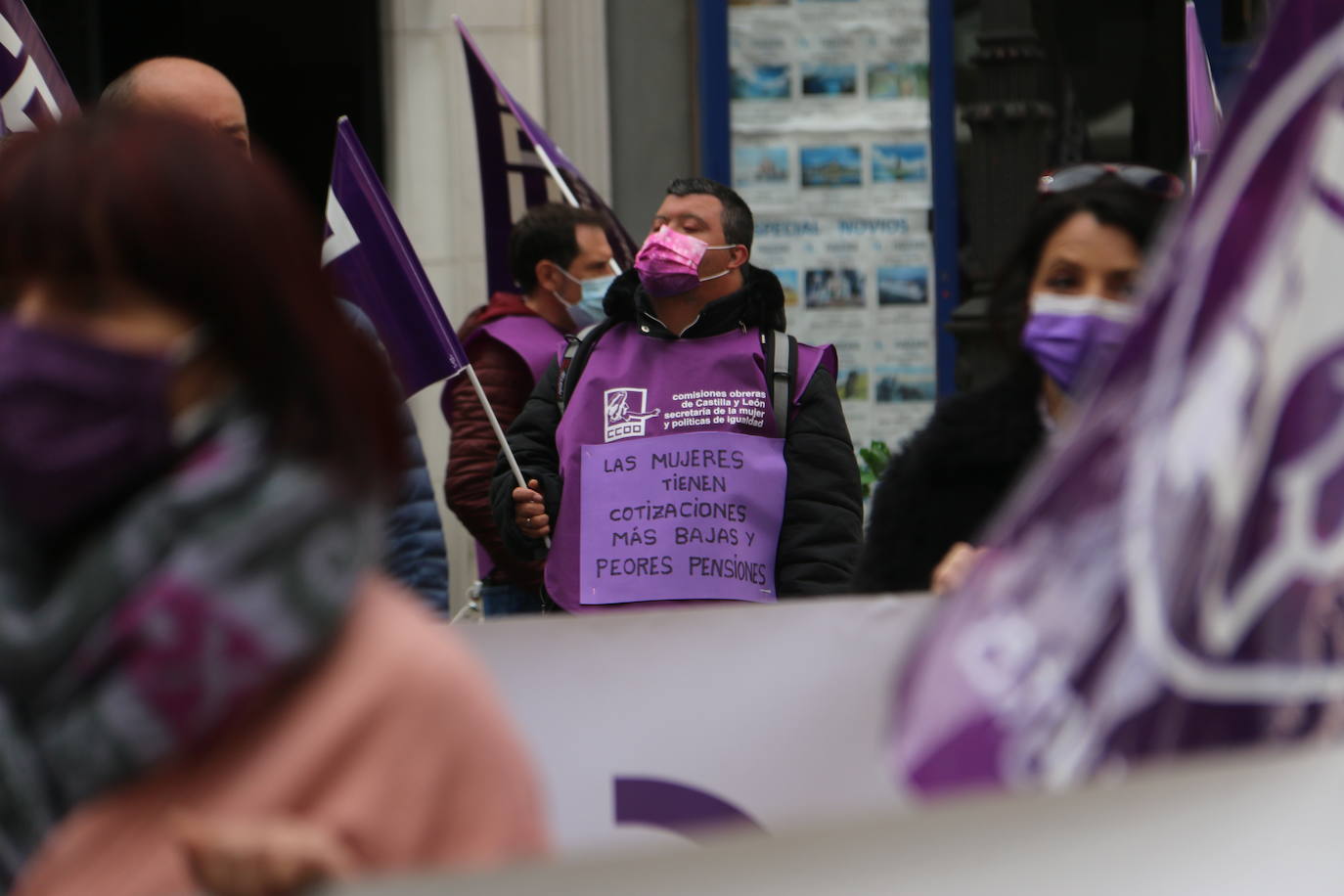 Fotos: Concentración de sindicatos por el 8M