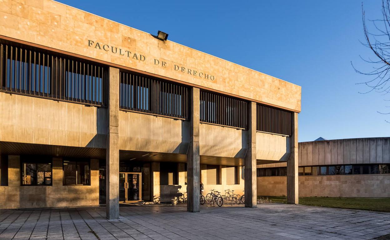 Facultad de derecho de la ULE.