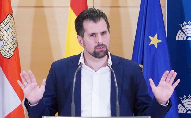 Galería. Luis Tudanca, durante la rueda de prensa de este miércoles para explicar la moción de censura presentada contra el gobierno de la Junta.