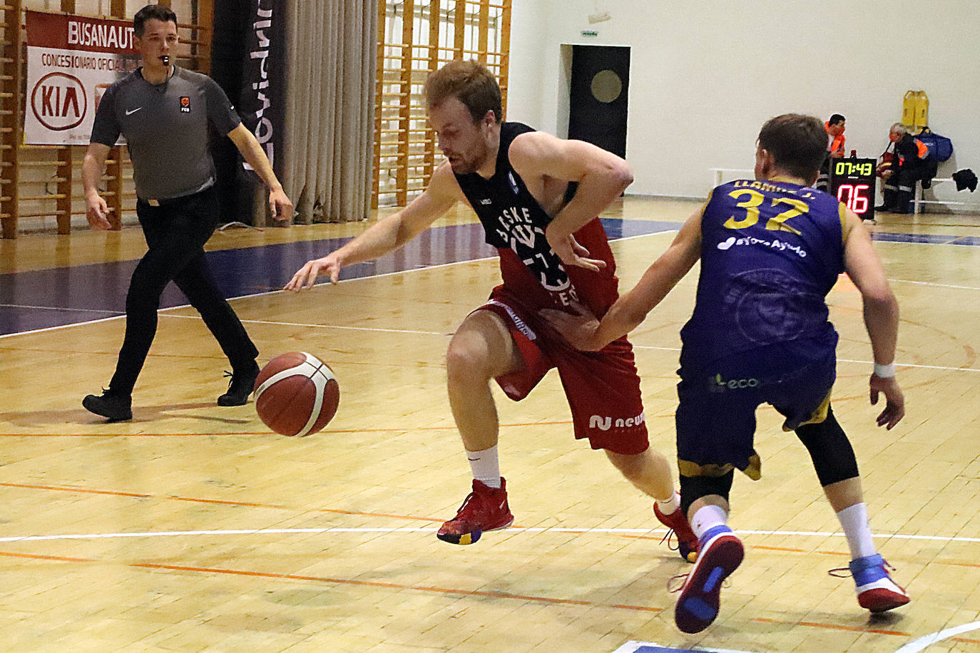 El Reino de León y Basket León se han enfrentado en el pabellón de San Esteban