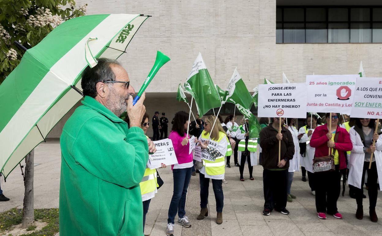 Imagen de una concentración de los enfermeros en mayo de 2019.