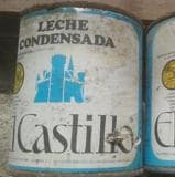 Uno de los preciados botes originales de Leche Condensada El Castillo. 