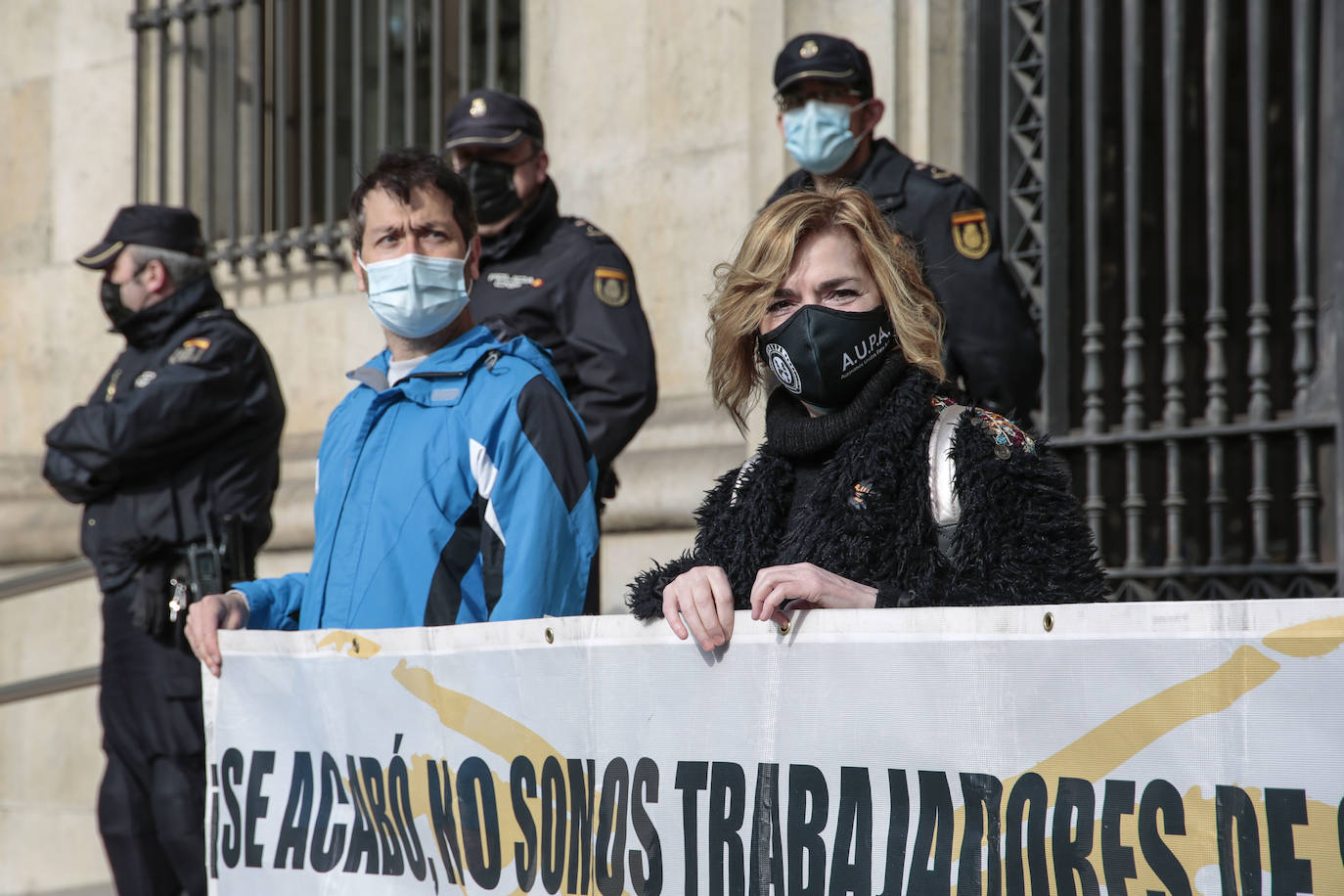 Fotos: Protesta del sector de peluquerías y estética