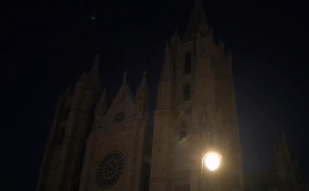 La Catedral, a oscuras por el planeta. 