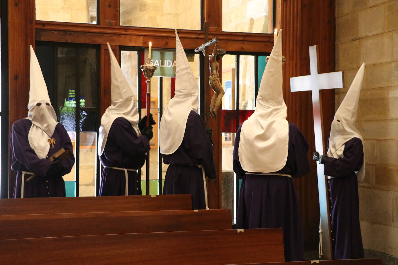 La iglesia acoge uno de los actos más tradicionales de la Semana Santa de León.