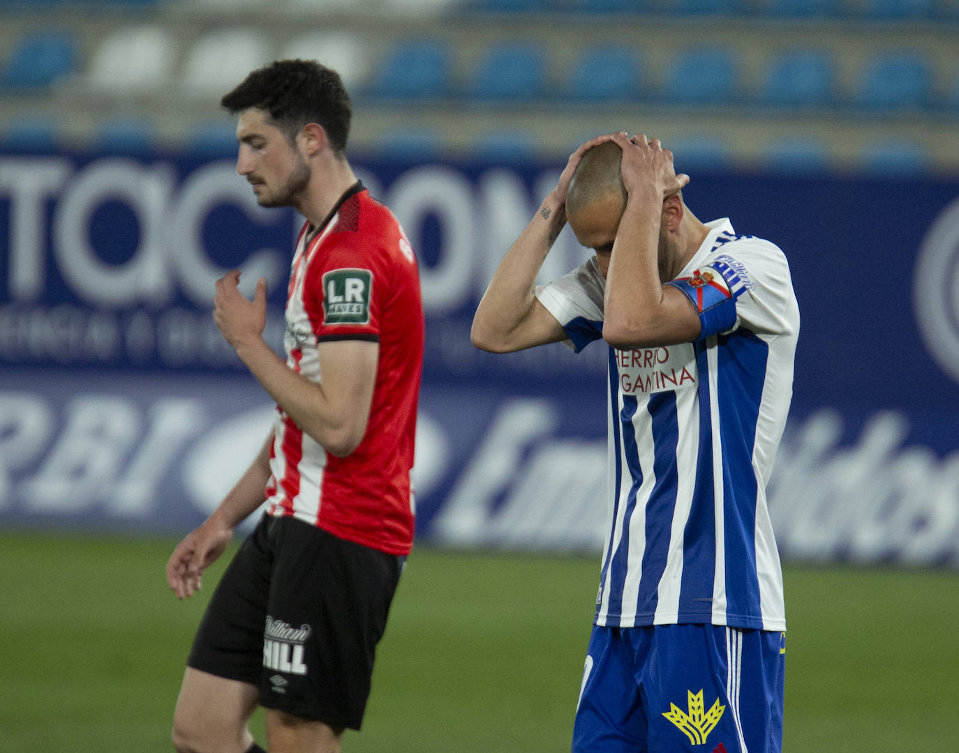 Fotos: Las imágenes del Deportiva-Logroñés