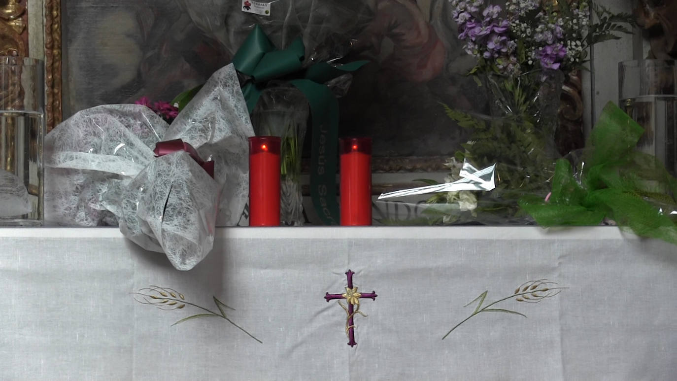 Fotos: Ofrenda floral al Cristo de San Martín