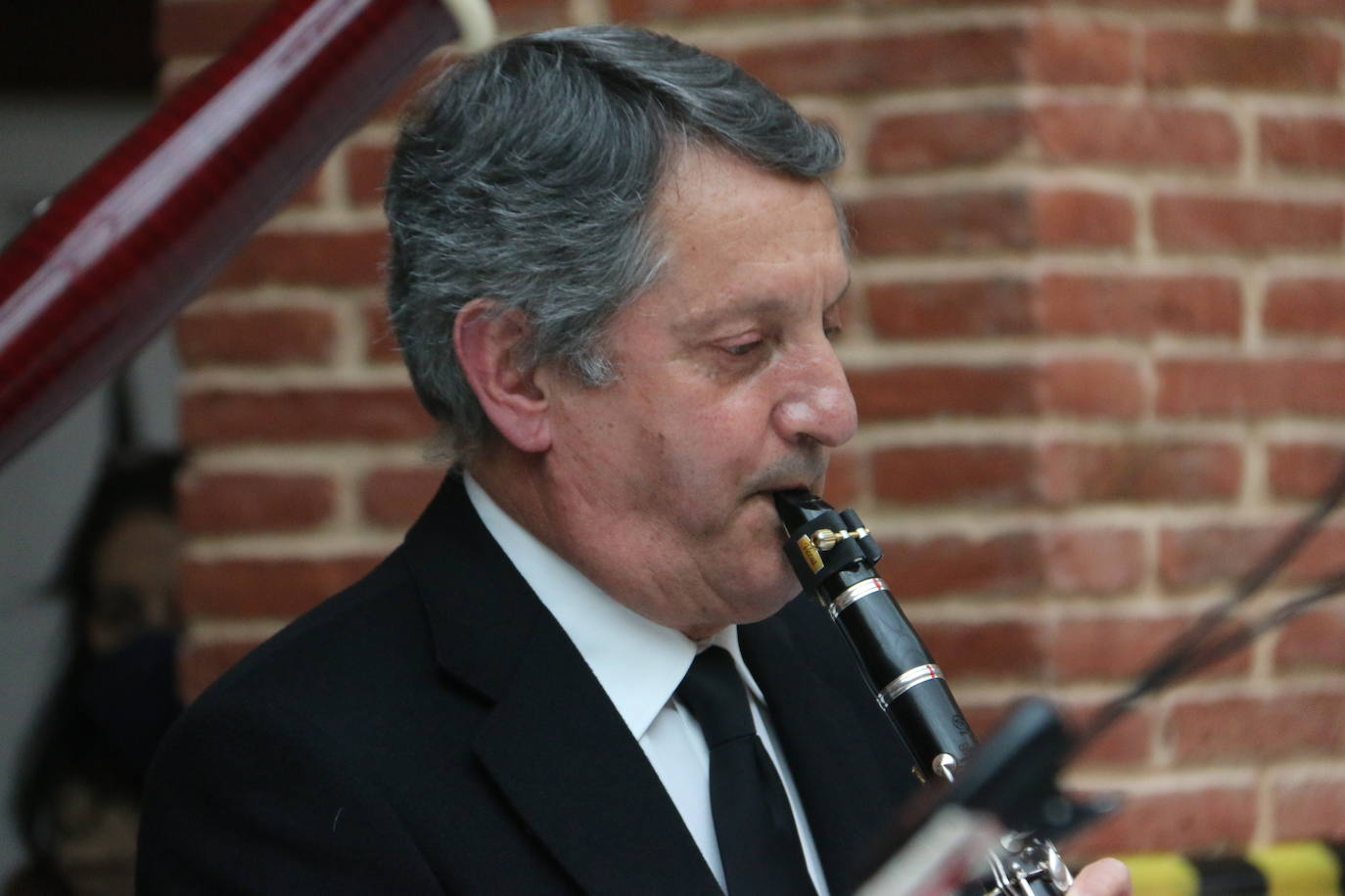 Fotos: Un Santo Entierro diferente pero emotivo