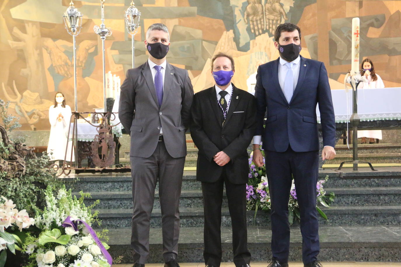 Fotos: «Capillos arriba hermano, Cristo ha resucitado»