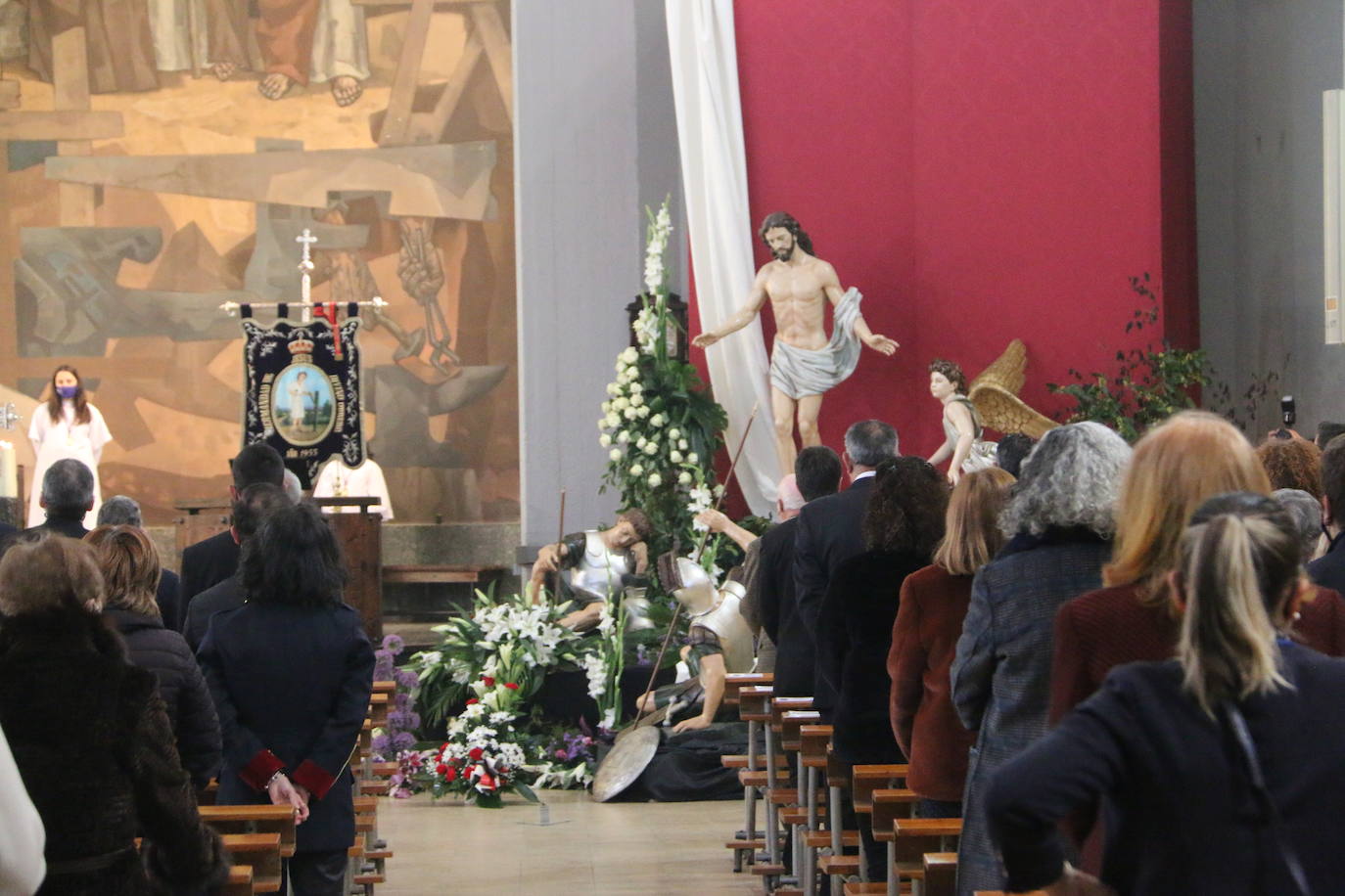 Fotos: «Capillos arriba hermano, Cristo ha resucitado»