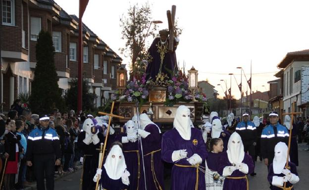 Paso titular de la cofradía de Las Tres Caídas de Jesús Nazareno.