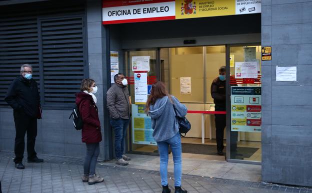 400.000 parados más y 750.000 trabajadores en ERTE un año después de la pandemia