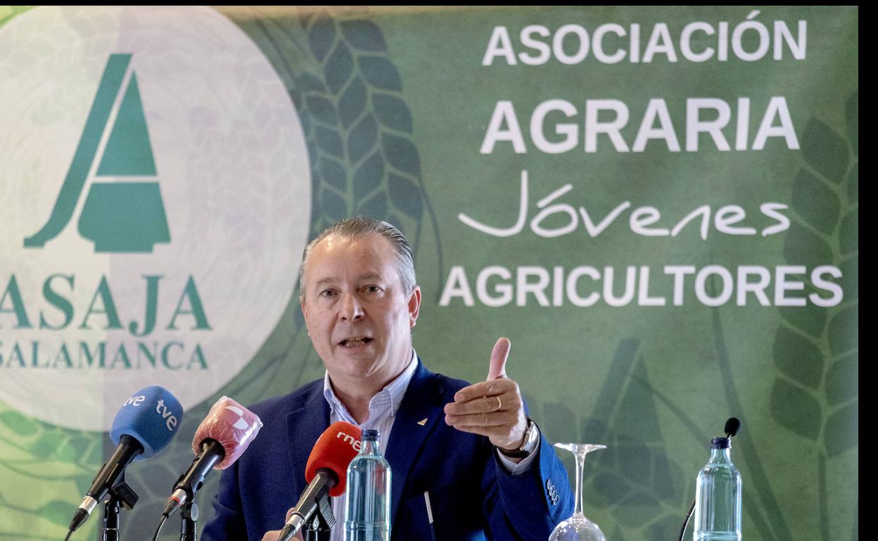 El presidente de Asaja Castilla y León, Donaciano Dujo, en Salamanca.