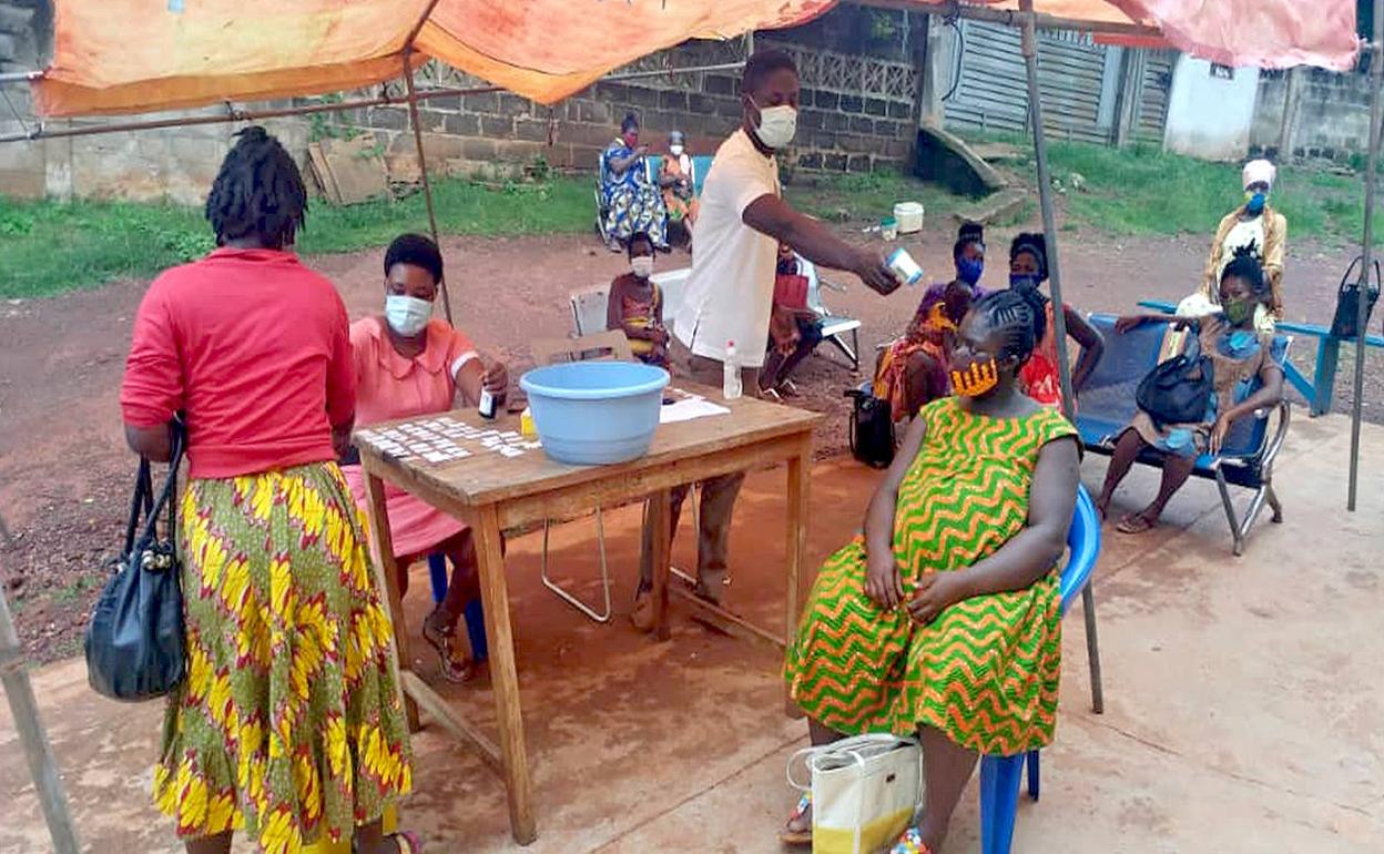 Imagen de prevención de ovid en Ghana.