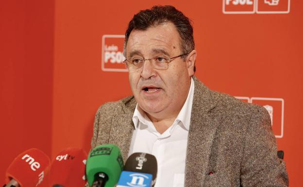 José Ignacion Martín Benito, procurador socialista en las Cortes.