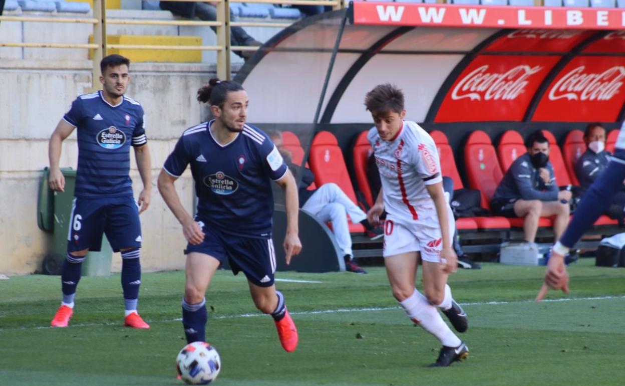 Partido disputado en el Reino de León e imagen de una acción del mismo.