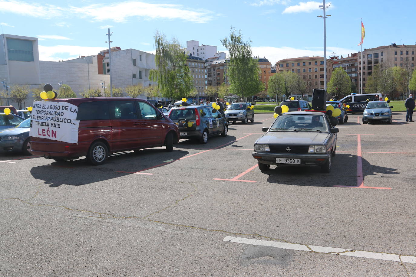 Los llamados fijos-discontinuos leoneses reclaman a las administraciones contratos fijos tras décadas en estas condiciones.
