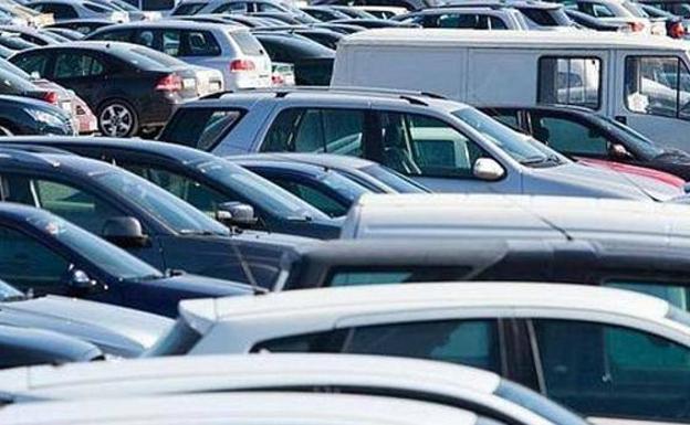 Millones de coches zombis se enfrentan a posibles multas de 3.000 euros