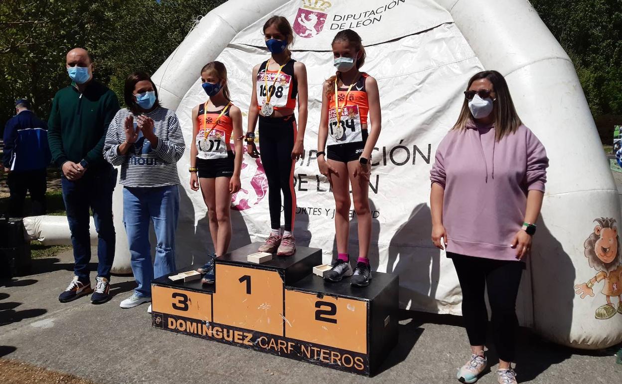 La III Jornada de Juegos Escolares de la Diputación de León reúne a 300 participantes en Toral de los Vados