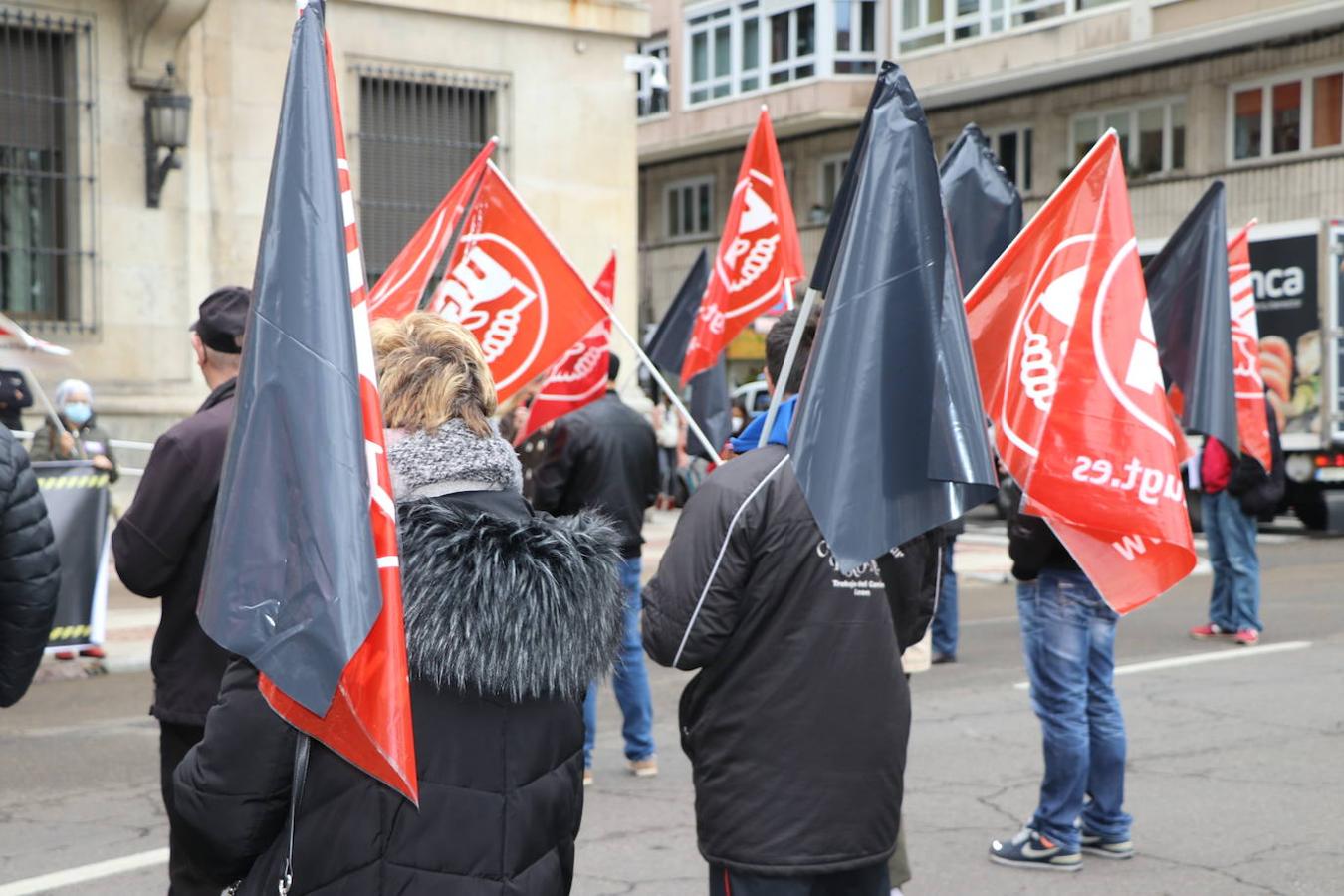 Los sindicatos mayoritarios reclaman mayor seguridad en los trabajos y denuncian que 12 leoneses perdieron la vida en su entorno laboral en 2020