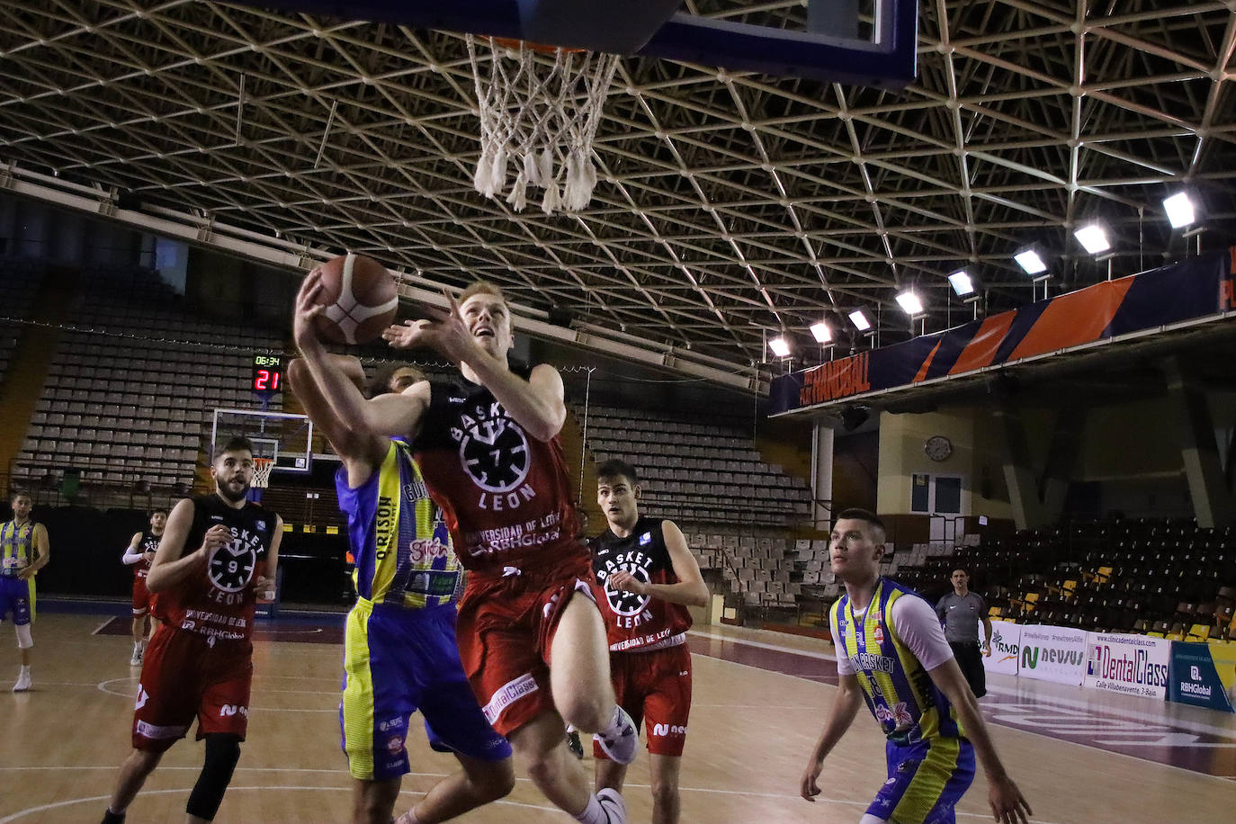 El conjunto leonés finaliza el curso con triunfo ante Gijón Basket.