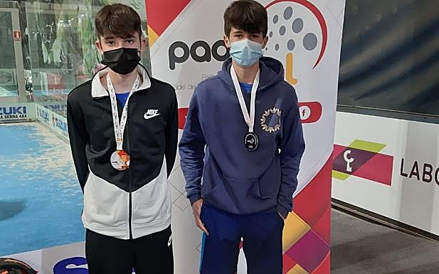 Hugo Oblanca y Pablo Prada, campeones de la categoría infantil masculino.