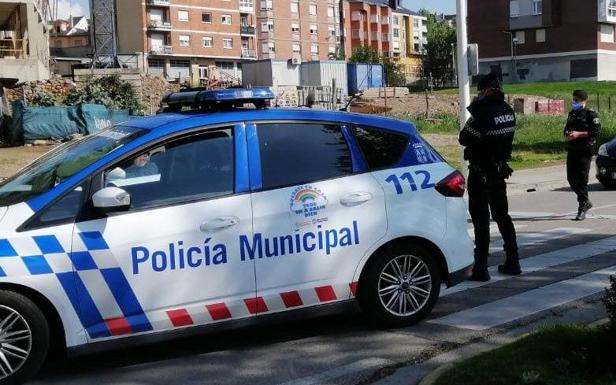 La Policía Municipal tramitó 22 denuncias por saltarse el toque de queda y 16 más por no llevar mascarillas durante el fin de semana en Ponferrada