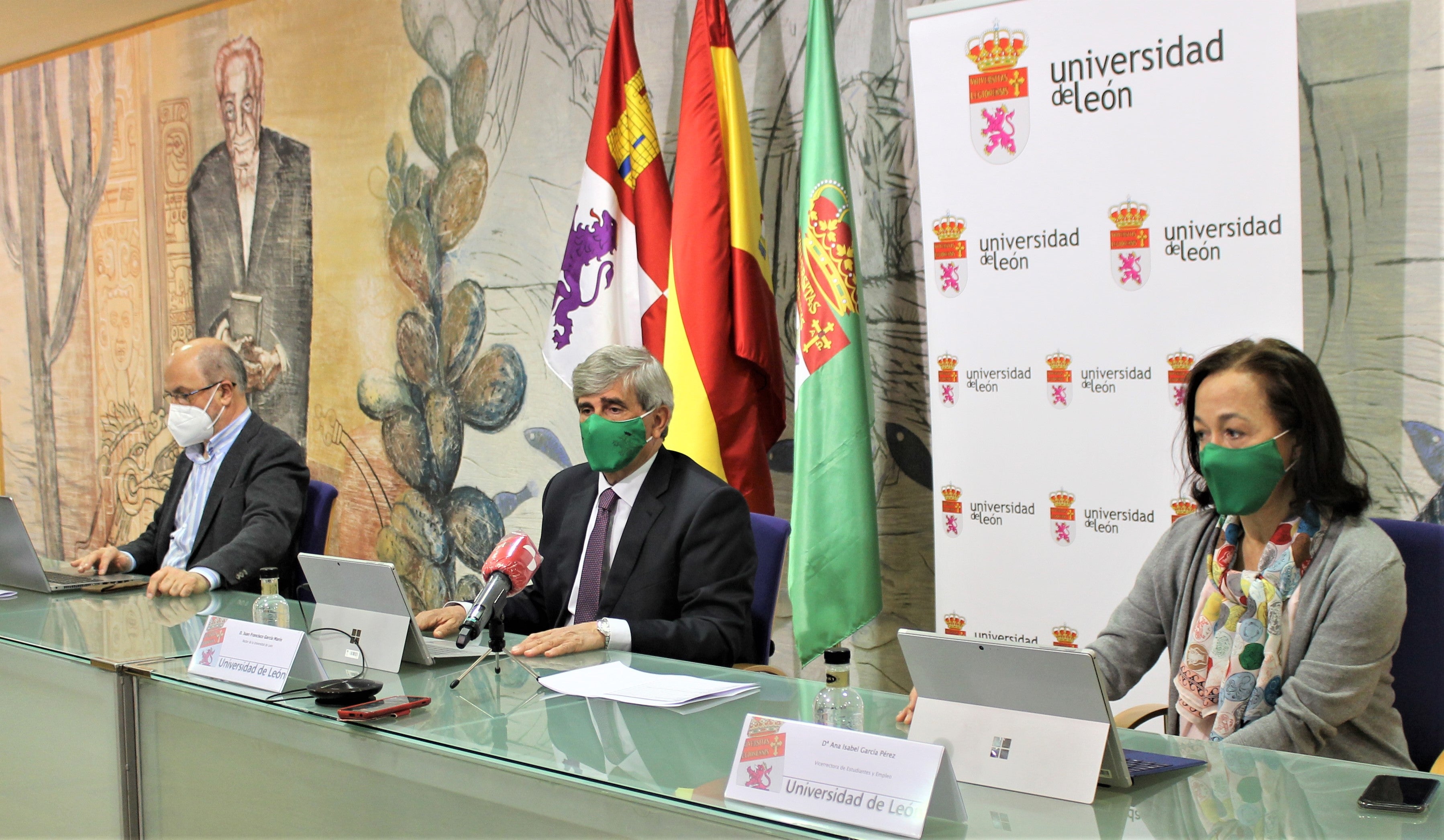 Imagen de la I Feria de Empleo de la ULE.