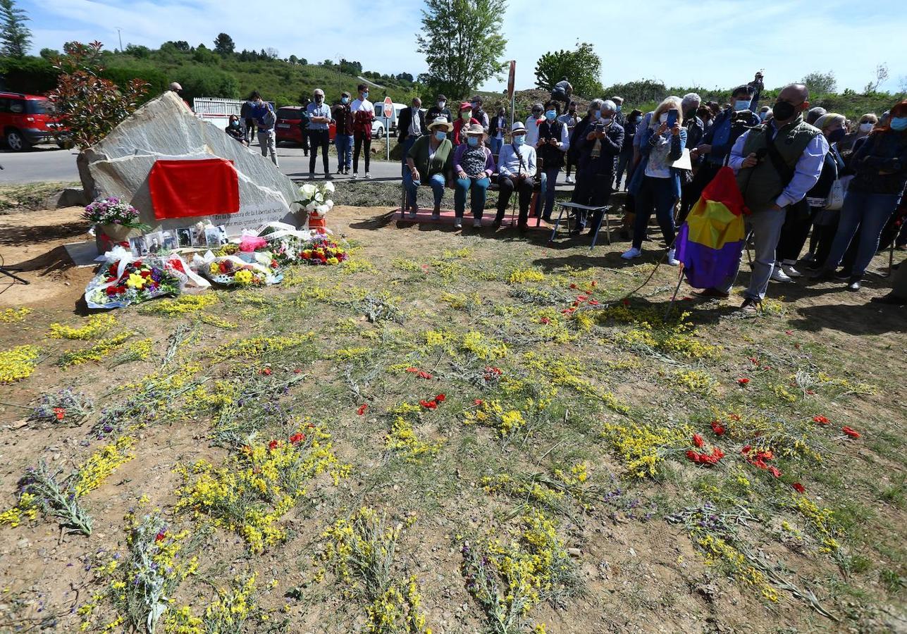 Camponaraya recuerda a 35 bercianos represaliados por el franquismo.