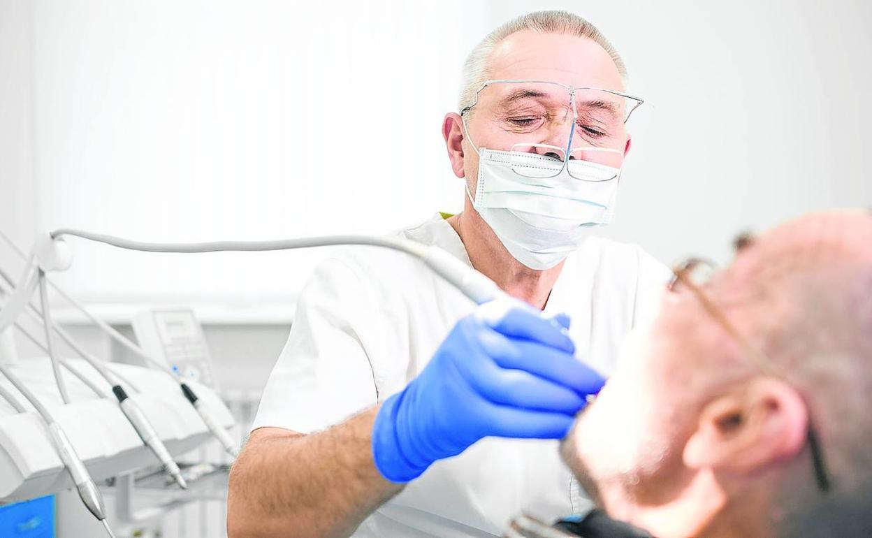 El 21% de los leoneses tiene miedo de ir al dentista debido a la covid-19
