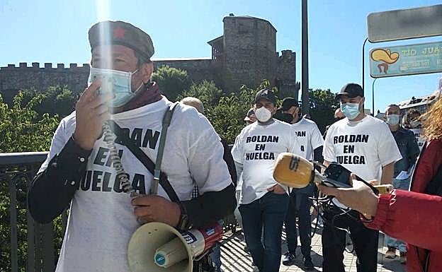 Marcha reivindicativa de los trabajadores de Roldán.