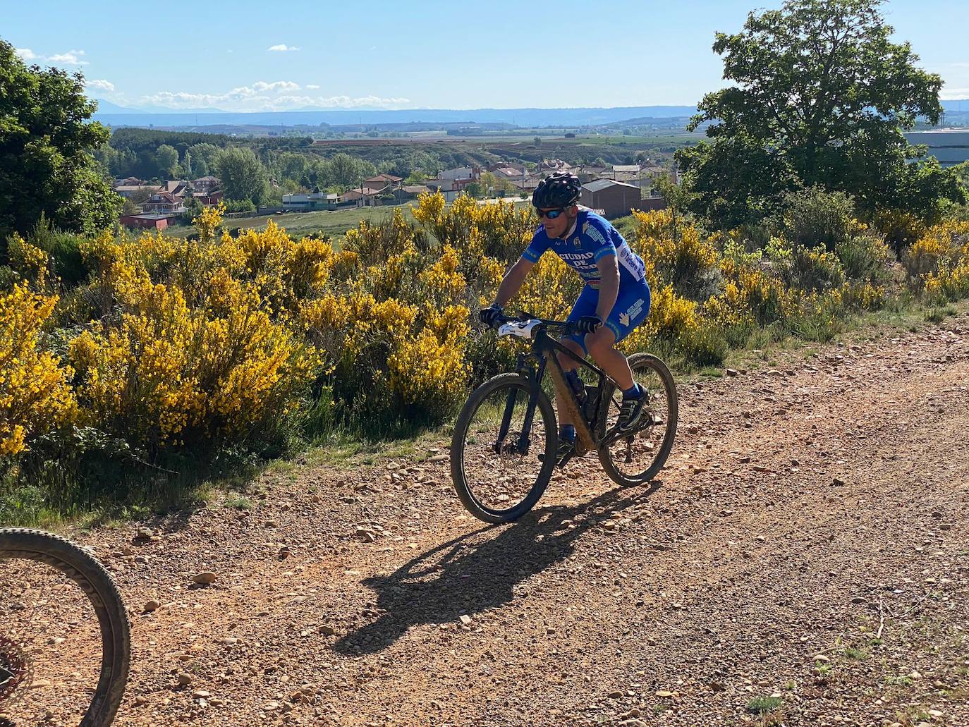 La Transonarriba ha convertido el municipio en el centro neurálgico del ciclismo de montaña en la provincia de León.