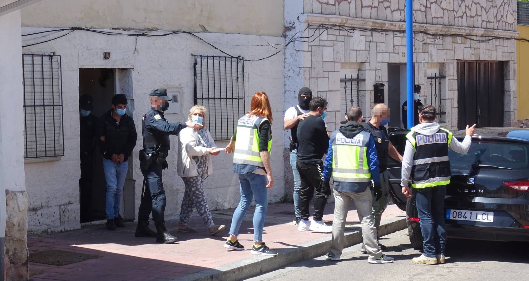 Fotos: Redada en Valladolid contra el tráfico de drogas y la prostitución