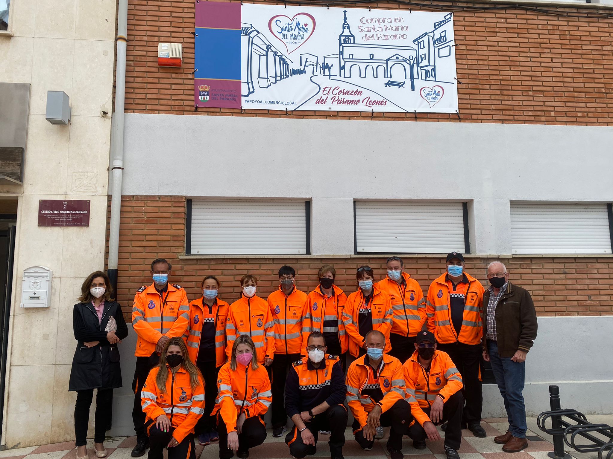 Integrantes de Protección Civil de Santa María del Páramo.