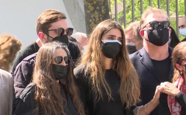 Ángela Molina y sus hermanos, unidos en el último adiós a su madre