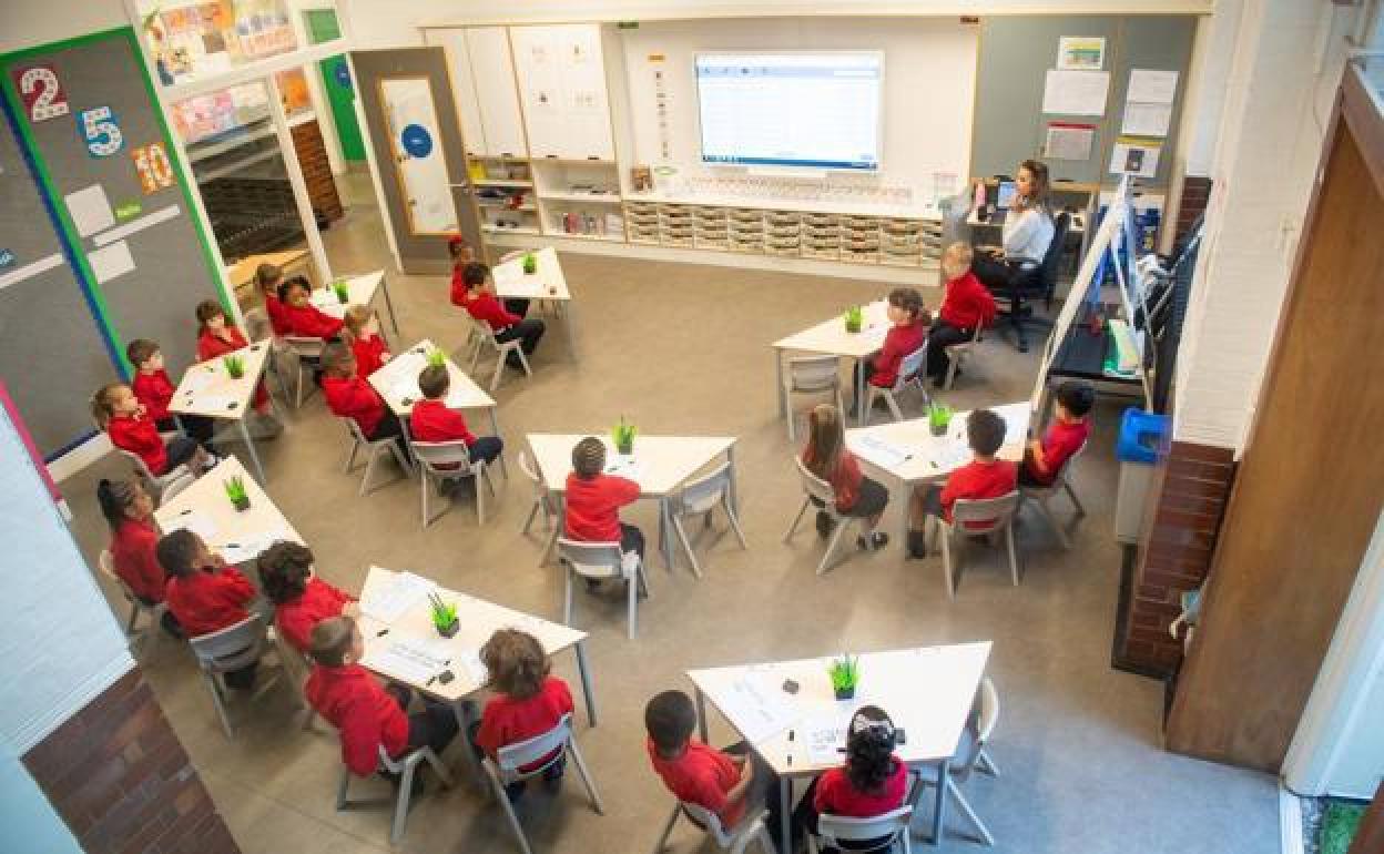 Imagen de un aula de la provincia leonesa.