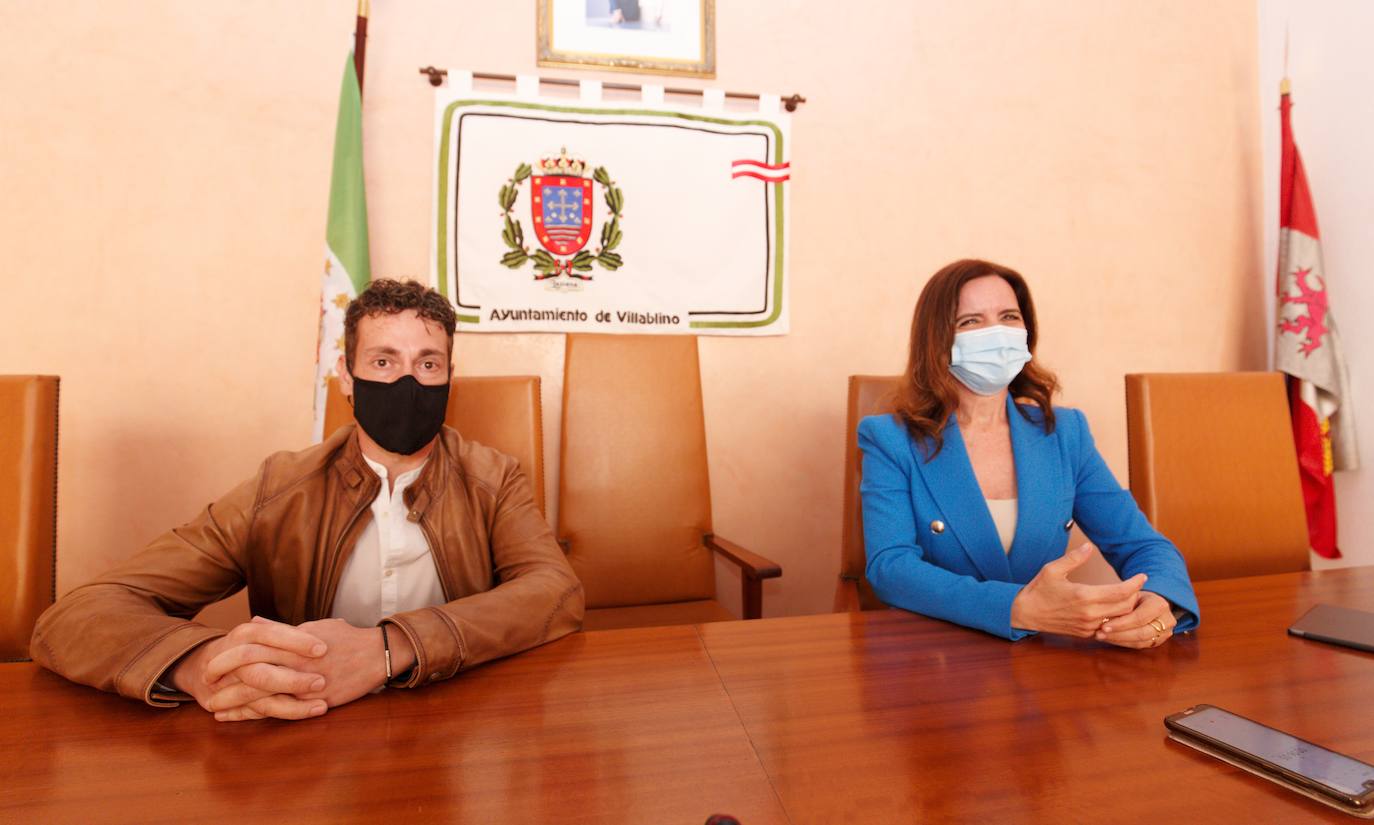 Fotos: Visita de la consejera de Empleo e Industria a Villablino