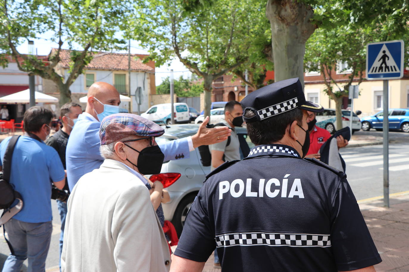 El puesto de información al peregrino de Puentecastro recupera su actividad con el objetivo de recuperar sus cifras de antes de la pandemia.