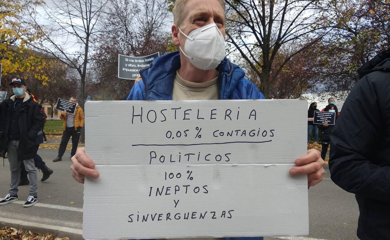 Protesta de los hosteleros bercianos en Ponferrada. 